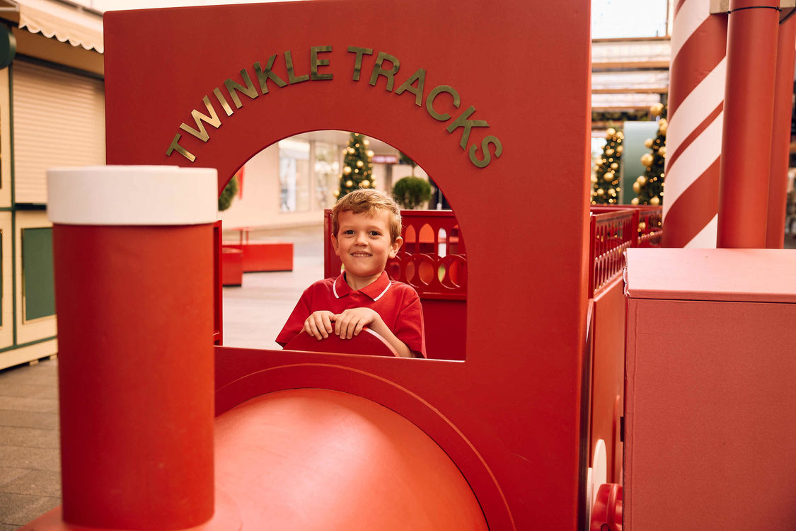 HTRUMBLE Mall Xmas25 087 Web