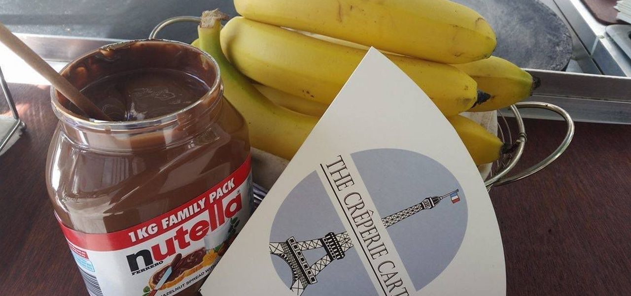 A jar of Nutella and a crepe