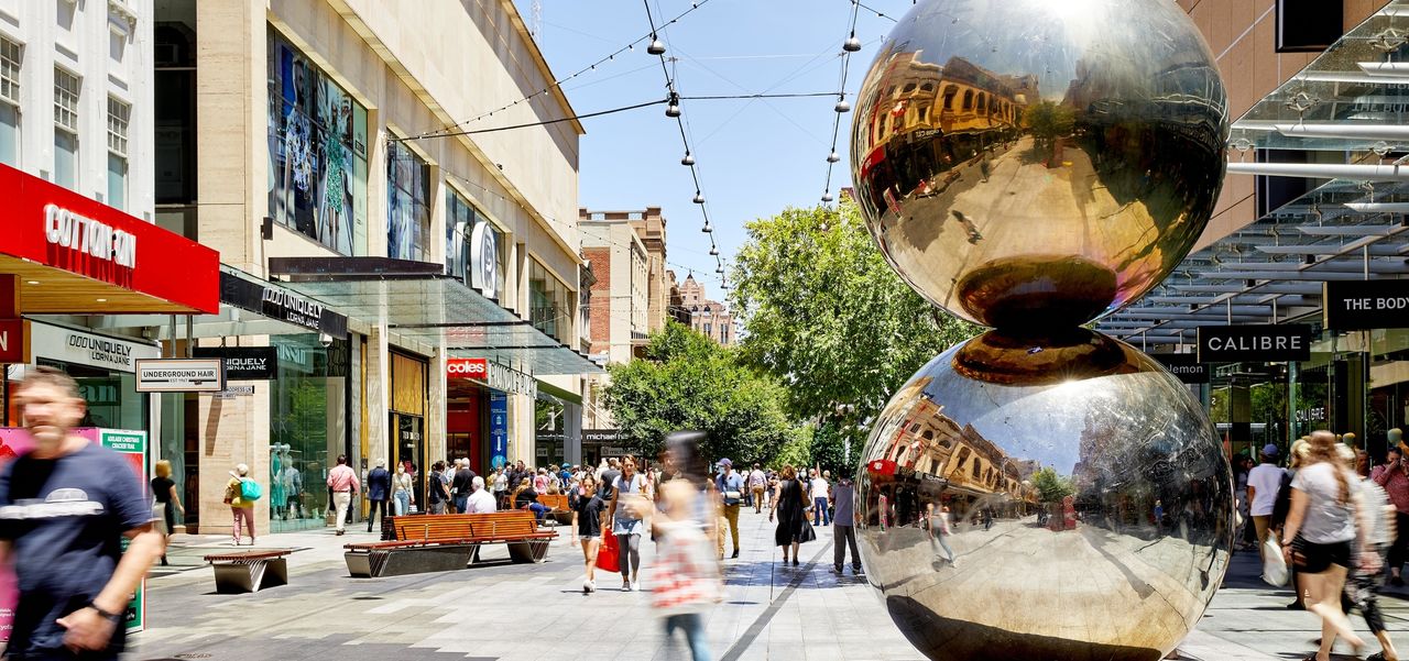 RUNDLE MALL XMAS 0301 2